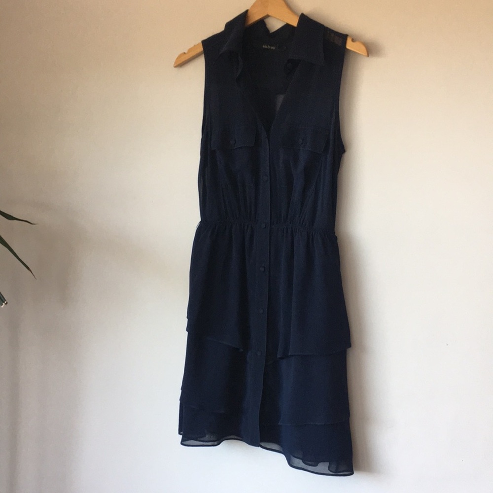 Ark & Co. sleeveless button down dress w/ layered skirt bottom. S /Navy Blue